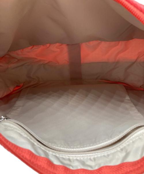 LeSportsac（レスポートサック）LeSportsac (レスポートサック) Classic Hobo ROSEY RED（クラシックホーボー ロージーレッド） レッドの古着・服飾アイテム