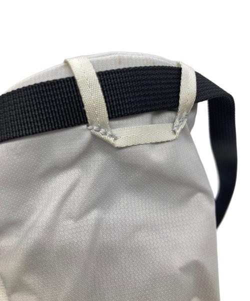 ARC'TERYX（アークテリクス）ARC'TERYX (アークテリクス) ION LIGHTWEIGHT CHALK BAG アイオン ライトウェイト チョーク バッグ X000007827 ライトグレーの古着・服飾アイテム
