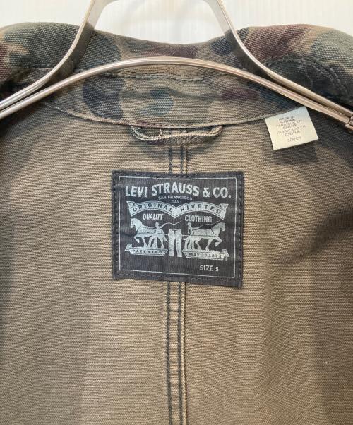 LEVI'S（リーバイス）LEVI'S (リーバイス) カモ柄カバーオール　29655-0004 ブラウン サイズ:Sの古着・服飾アイテム