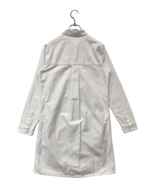 FRED PERRY（フレッドペリー）FRED PERRY (フレッドペリー) シャツワンピース d4158/129/00715/401 ホワイト サイズ:UK8の古着・服飾アイテム