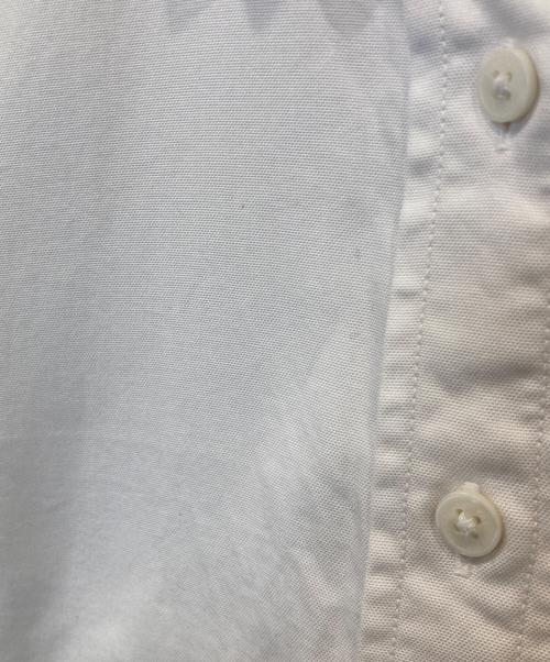 FRED PERRY（フレッドペリー）FRED PERRY (フレッドペリー) シャツワンピース d4158/129/00715/401 ホワイト サイズ:UK8の古着・服飾アイテム