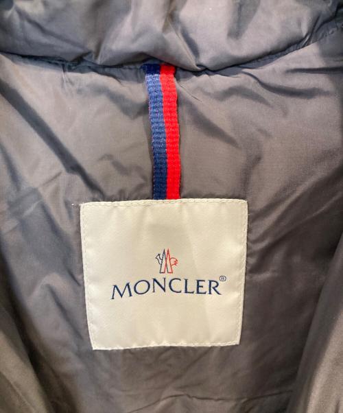 MONCLER（モンクレール）MONCLER (モンクレール) BRELダウンジャケット A20914189505 ネイビーの古着・服飾アイテム