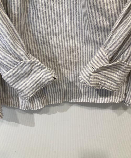 SCYE（サイ）SCYE (サイ) ストライプブラウス ライトグレー サイズ:38の古着・服飾アイテム