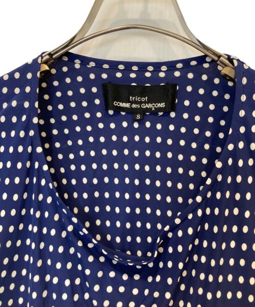 COMME des GARCONS tricot（コムデギャルソントリコ）COMME des GARCONS tricot (コムデギャルソントリコ) ノースリードットブブラウス　TQ-B032 ネイビー サイズ:Sの古着・服飾アイテム