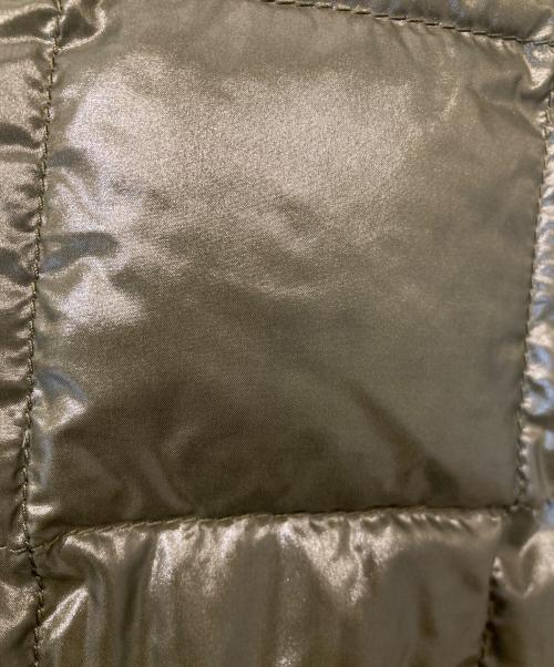 DUVETICA（デュベティカ）DUVETICA (デュベティカ) ファー付ダウンコート カーキ サイズ:40の古着・服飾アイテム