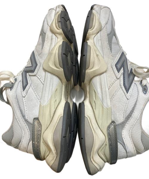 NEW BALANCE（ニューバランス）NEW BALANCE (ニューバランス) スニーカー U9060ECA グレー×アイボリー サイズ:23.5cmの古着・服飾アイテム