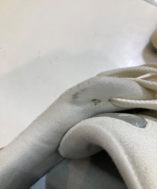 NEW BALANCE（ニューバランス）NEW BALANCE (ニューバランス) スニーカー U9060ECA グレー×アイボリー サイズ:23.5cmの古着・服飾アイテム