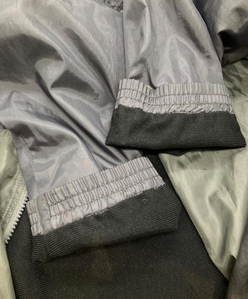 NIKE（ナイキ）NIKE (ナイキ) ナイロンジャケット グレー サイズ:Mの古着・服飾アイテム