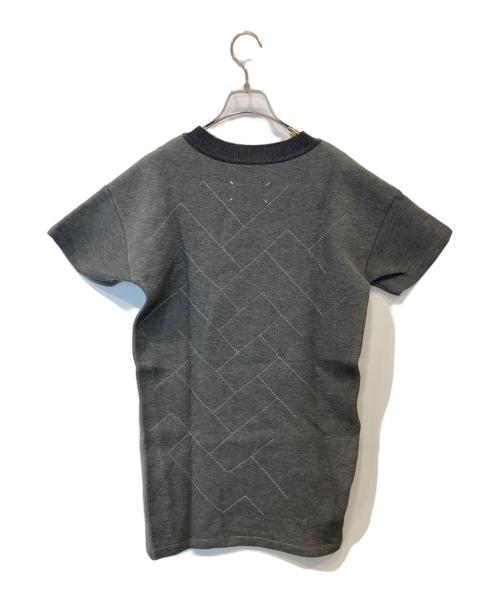 Maison Margiela（メゾンマルジェラ）Maison Margiela (メゾンマルジェラ) ステッチデザイン半袖スウェット　S31CT0864 グレー サイズ:38の古着・服飾アイテム