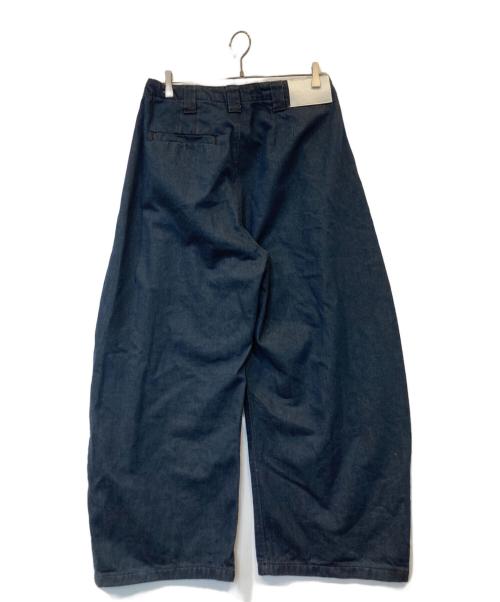 ZARA（ザラ）ZARA (ザラ) SOSHIOTSUKI (ソウシ オオツキ) ダーツ入りワイドレッグデニムパンツ　6840/312 ブラック サイズ:38の古着・服飾アイテム