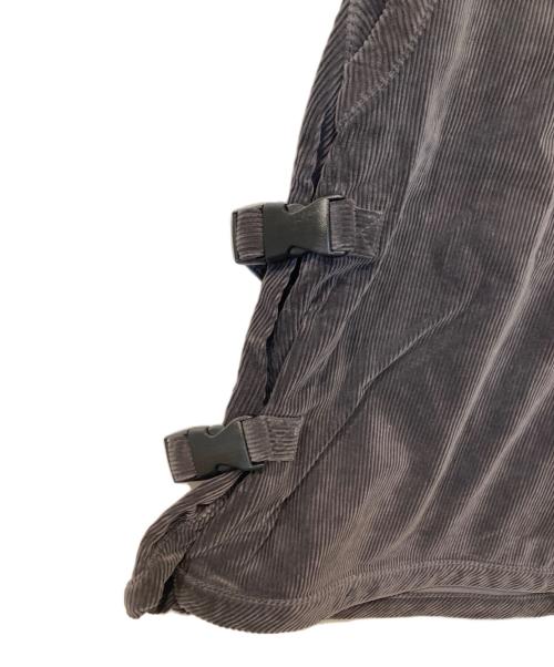 COMME des GARCONS HOMME PLUS（コムデギャルソンオムプリュス）COMME des GARCONS HOMME PLUS (コムデギャルソンオムプリュス) サイドアジャスターコーデュロイショートパンツ　PF-A019 グレー サイズ:Lの古着・服飾アイテム