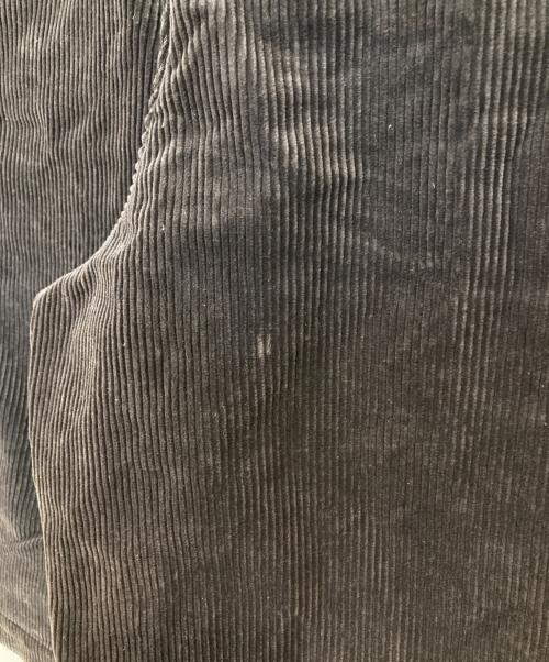 COMME des GARCONS HOMME PLUS（コムデギャルソンオムプリュス）COMME des GARCONS HOMME PLUS (コムデギャルソンオムプリュス) サイドアジャスターコーデュロイショートパンツ　PF-A019 グレー サイズ:Lの古着・服飾アイテム