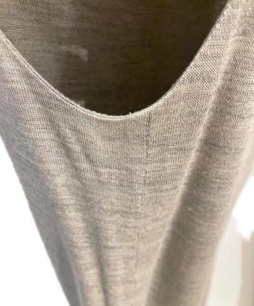 HERMES（エルメス）HERMES (エルメス) シルクノースリーブワンピース グレー サイズ:34の古着・服飾アイテム
