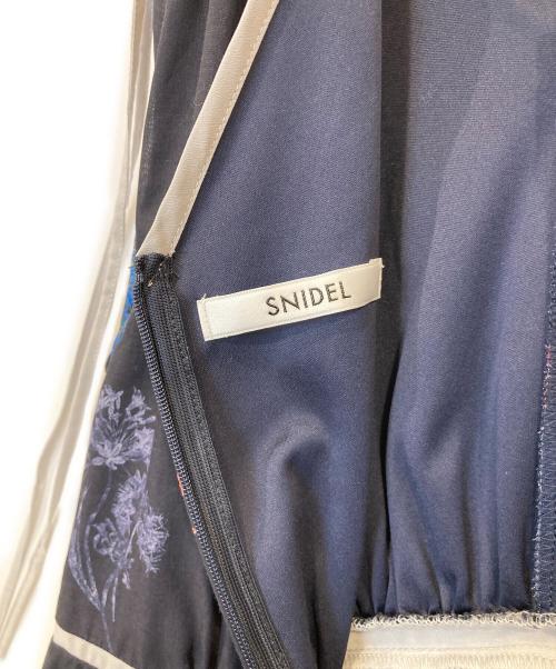 Snidel（スナイデル）Snidel (スナイデル) フラワードロストディティールワンピース SWFO254120 ネイビーの古着・服飾アイテム