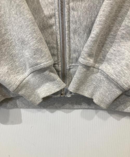 stussy（ステューシー）stussy (ステューシー) ベーシックロゴプリントジップパーカー グレー サイズ:Mの古着・服飾アイテム