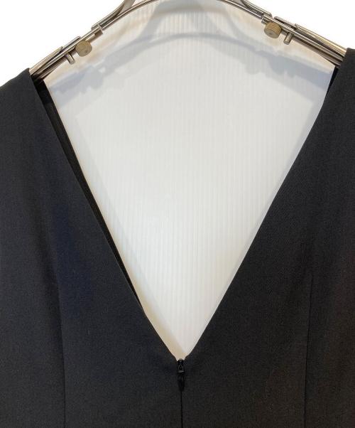 Noble（ノーブル）Noble (ノーブル) ストレートVネックワンピース ブラック サイズ:36の古着・服飾アイテム