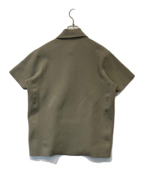 DESCENTE（デサント）DESCENTE (デサント) フュージョンニット ポロシャツ　DJMRGA03 ベージュ サイズ:Mの古着・服飾アイテム
