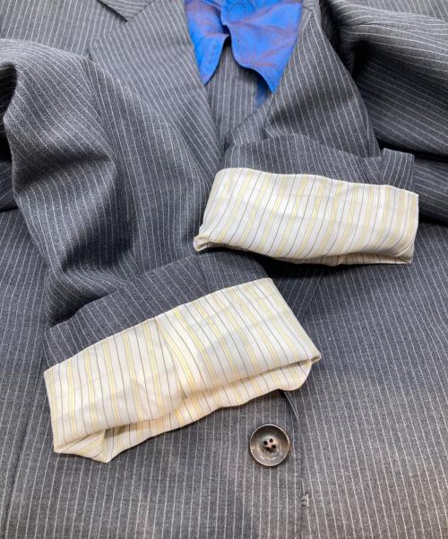 ERMENEGILDO ZEGNA（エルメネジルド・ゼニア）Ermenegildo Zegna (エルメネジルド・ゼニア) セットアップスーツ グレー サイズ: 98AB6の古着・服飾アイテム