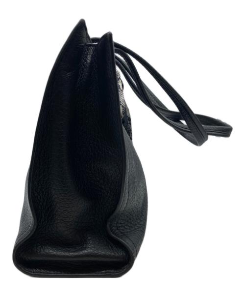 FURLA（フルラ）FURLA (フルラ) レザートートバッグ　8050560538446 ブラックの古着・服飾アイテム