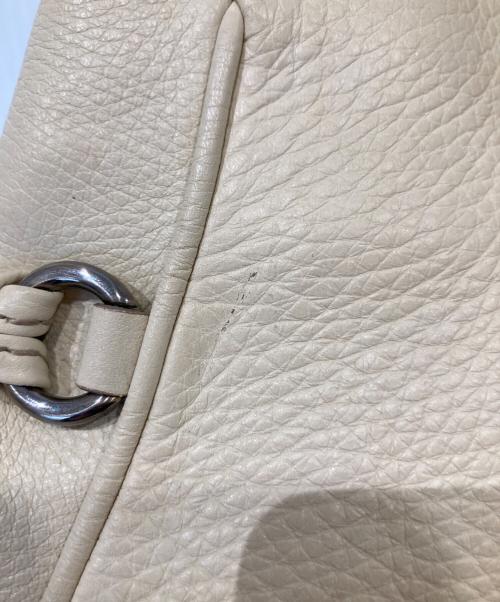 Salvatore Ferragamo（サルヴァトーレ フェラガモ）Salvatore Ferragamo (サルヴァトーレ フェラガモ) ガンチーニレザーハンドバッグ FJ-21 B700 アイボリーの古着・服飾アイテム