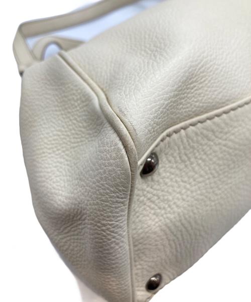 Salvatore Ferragamo（サルヴァトーレ フェラガモ）Salvatore Ferragamo (サルヴァトーレ フェラガモ) ガンチーニレザーハンドバッグ FJ-21 B700 アイボリーの古着・服飾アイテム