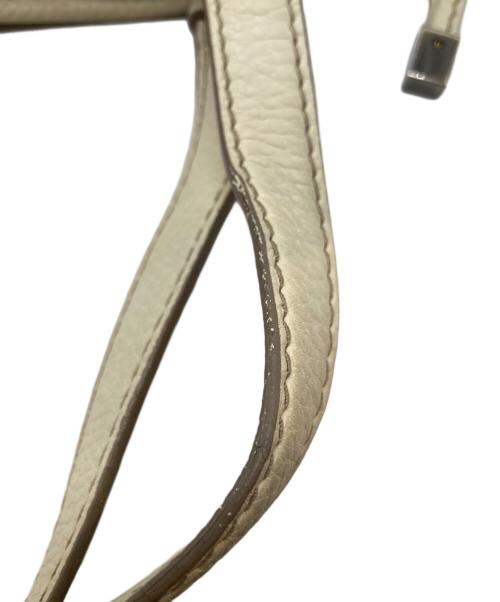 Salvatore Ferragamo（サルヴァトーレ フェラガモ）Salvatore Ferragamo (サルヴァトーレ フェラガモ) ガンチーニレザーハンドバッグ FJ-21 B700 アイボリーの古着・服飾アイテム