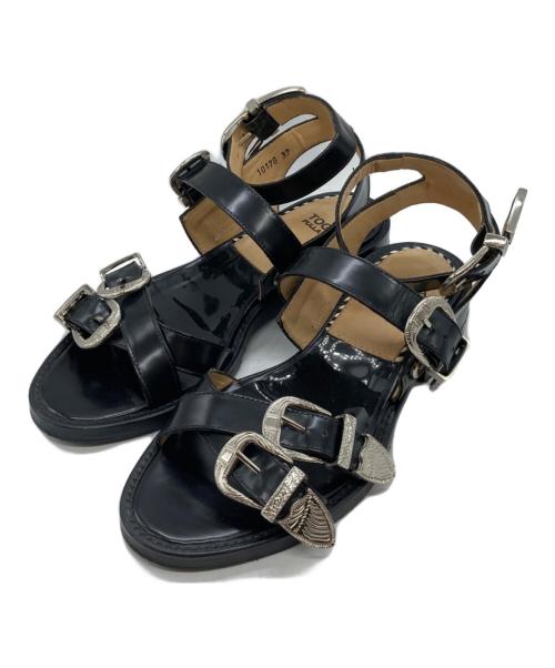 TOGA PULLA（トーガ プルラ）TOGA PULLA (トーガ プルラ) クロストラップサンダル AJ885 ブラック サイズ:37の古着・服飾アイテム