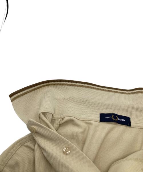 FRED PERRY（フレッドペリー）FRED PERRY (フレッドペリー) ティップラインポロ M3600 ベージュ サイズ:Lの古着・服飾アイテム