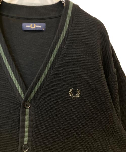 FRED PERRY（フレッドペリー）FRED PERRY (フレッドペリー) Tipped Pique Texture Cardigan ティップド・ピケ・テクスチャー・カーディガン M2654 ブラック サイズ:Mの古着・服飾アイテム
