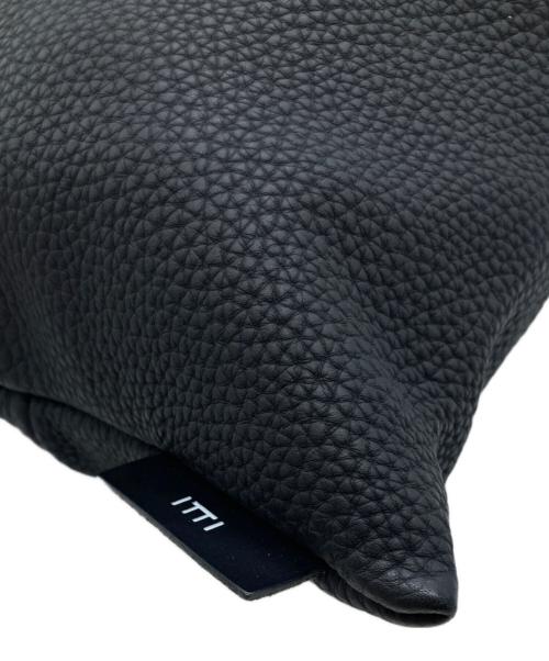 ITTI（イッチ）ITTI (イッチ) ANNIE RICE BAG アニー ライス バッグ ブラックの古着・服飾アイテム