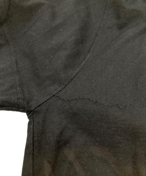 COGTHEBIGSMOKE（コグザビッグスモーク）COGTHEBIGSMOKE (コグザビッグスモーク) DELTA T-SHIRT デルタ ティーシャツ 10101-140-425-1 ブラック サイズ:表示がない為不明の古着・服飾アイテム