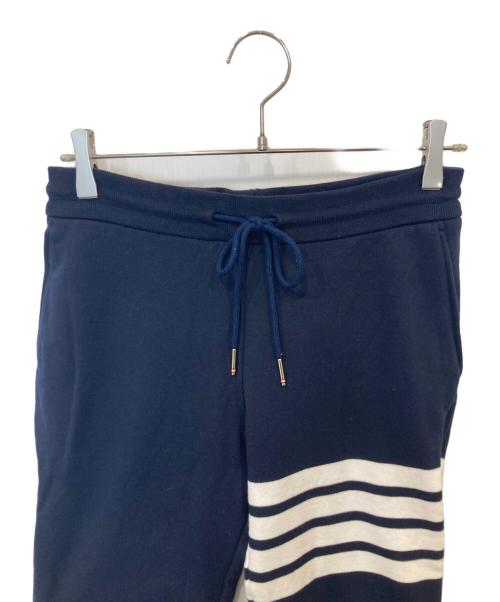 Thom Browne（トムブラウン）Thom Browne (トムブラウン) クラシック ループバック 4BAR スウェットパンツ FJQ001A-00535-415 ネイビー サイズ:38の古着・服飾アイテム