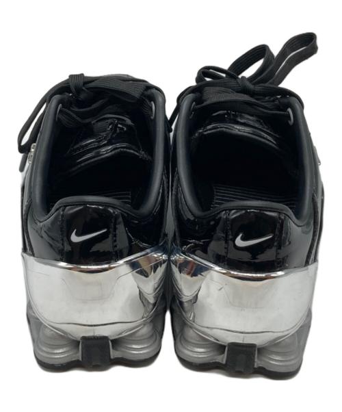 NIKE（ナイキ）NIKE MAHA AMESTERDAM Total 90 Shox Magia Black and Metallic Silver トータル ナインティ ショックス マジア ブラック アンド メタリック シルバー IM9326-001の古着・服飾アイテム