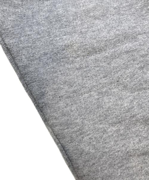 Thom Browne（トムブラウン）Thom Browne (トムブラウン) RWBストライプ クルーネックスウェットシャツ MJT185A-03377055 グレー サイズ:3の古着・服飾アイテム