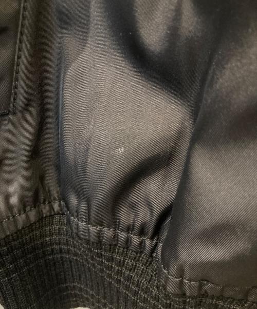 PRADA（プラダ）PRADA (プラダ) Re-Nylon ボンバージャケット SGH038 R121 ブラック サイズ:48の古着・服飾アイテム