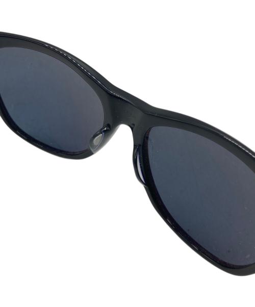 THOM BROWNE. NEW YORK（トムブラウン ニューヨーク）THOM BROWNE. NEW YORK (トムブラウン ニューヨーク) サングラス TB-506-A-BLK-GOLD-56 ブラック サイズ:SIZE 56□18 137の古着・服飾アイテム