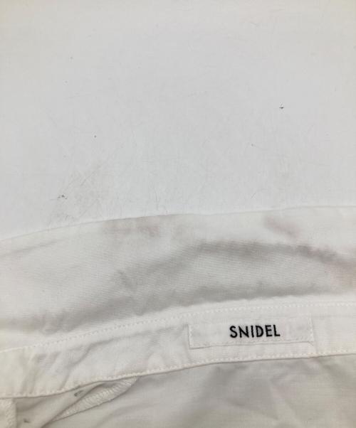 Snidel（スナイデル）Snidel (スナイデル) Sustainableフリルデザインシャツワンピース SWFO261154 ホワイトの古着・服飾アイテム