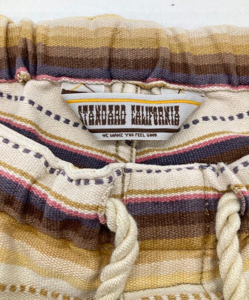 STANDARD CALIFORNIA（スタンダードカリフォルニア）STANDARD CALIFORNIA (スタンダードカリフォルニア) ショートパンツ アイボリー サイズ:不明の古着・服飾アイテム