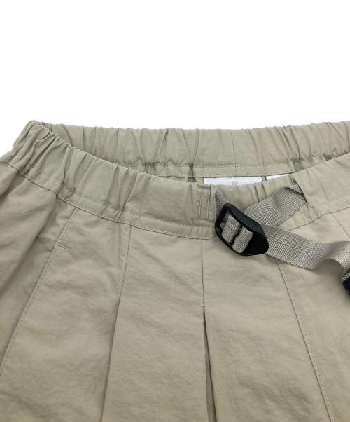 GRAMICCI（グラミチ）GRAMICCI (グラミチ) NYLON FLARE PANT ナイロン フレア パンツ G2SW-SK034 ベージュ サイズ:Sの古着・服飾アイテム