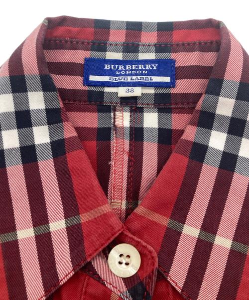BURBERRY BLUE LABEL（バーバリー ブルー レーベル）BURBERRY BLUE LABEL (バーバリー ブルー レーベル) ノースリーブシャツワンピース FM537-234 レッド サイズ:38の古着・服飾アイテム