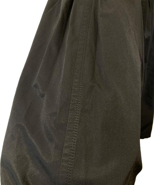 BURBERRY BLUE LABEL（バーバリー ブルー レーベル）BURBERRY BLUE LABEL (バーバリー ブルー レーベル) ノースリーブトレンチ ブラック サイズ:38の古着・服飾アイテム
