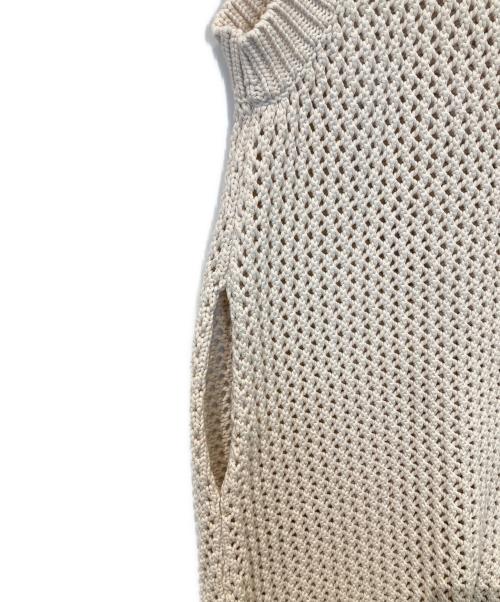 HYKE（ハイク）HYKE (ハイク) CROCHETED CROPPED SWEATER クロシェッド クロップド セーター 231-11312 ベージュ サイズ:1の古着・服飾アイテム