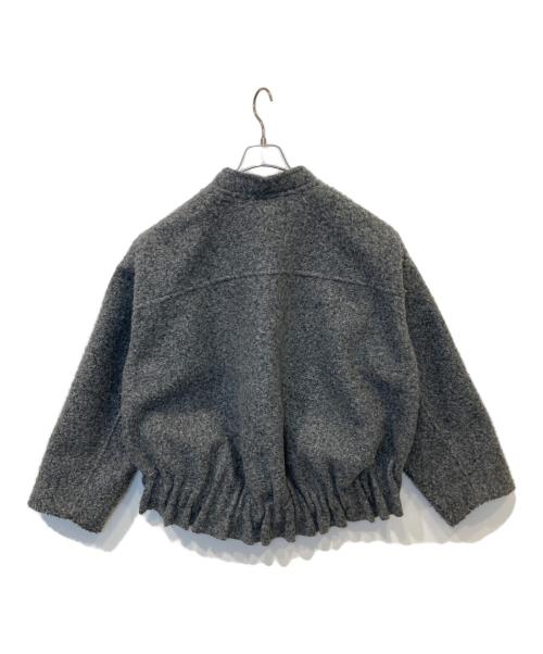 BABYLONE（バビロン）BABYLONE (バビロン) ウェイビーニードルブルゾン　2550010422 グレー サイズ:FREEの古着・服飾アイテム