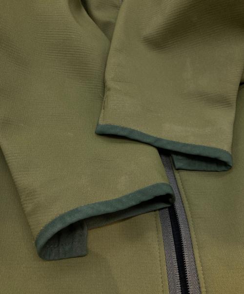 ARC'TERYX（アークテリクス）ARC'TERYX (アークテリクス) ソフトシェルジャケット 45391-0609 グリーン サイズ:Mの古着・服飾アイテム
