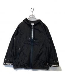 BURBERRY（バーバリー）の古着「ロゴテープ付きナイロンジャケット 8027503/70C」｜ブラック