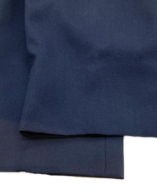 HEUGN（ユーゲン）HEUGN (ユーゲン) Freddie ウールソリッド2インプリーツテーパードパンツ TROUSER 014 ネイビー サイズ:2の古着・服飾アイテム