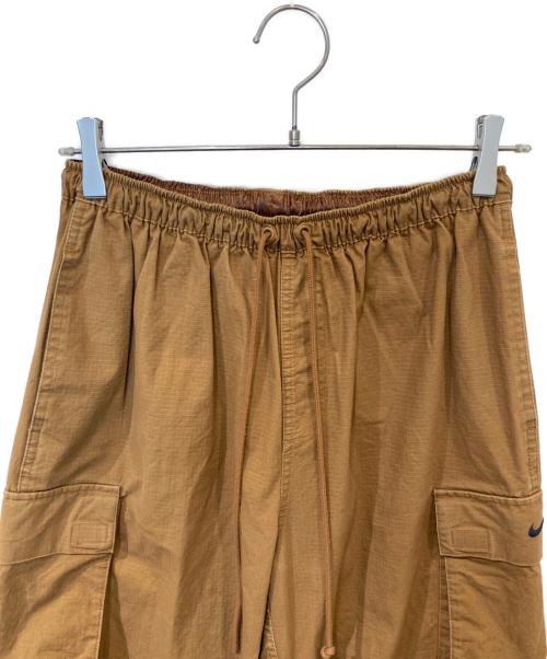 NIKE（ナイキ）NIKE (ナイキ) Mid-Rise Cargo Pants ミッドライズカーゴパンツ FV7521-281 ブラウン サイズ:Mの古着・服飾アイテム