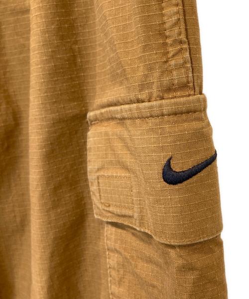 NIKE（ナイキ）NIKE (ナイキ) Mid-Rise Cargo Pants ミッドライズカーゴパンツ FV7521-281 ブラウン サイズ:Mの古着・服飾アイテム