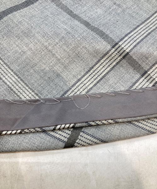 BURBERRY LONDON（バーバリーロンドン）BURBERRY LONDON (バーバリーロンドン) ノバチェックAラインスカート ライトグレー サイズ:40の古着・服飾アイテム