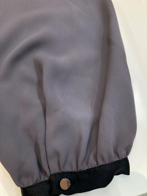 UNITED ARROWS（ユナイテッドアローズ）UNITED ARROWS (ユナイテッドアローズ) バイカラー パイピング ブラウス　1521-699-1348 グレー サイズ:FREEの古着・服飾アイテム